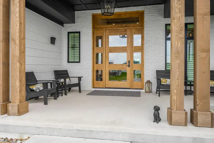 2270 Scenic View Drive, Riverside, MO 64150 - #2