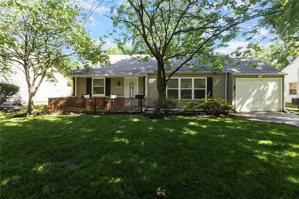 2311 W 76th Street, Prairie Village, KS 66208