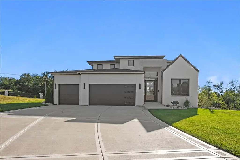 2715 84th Terrace, Kansas City, MO 64154 - #1