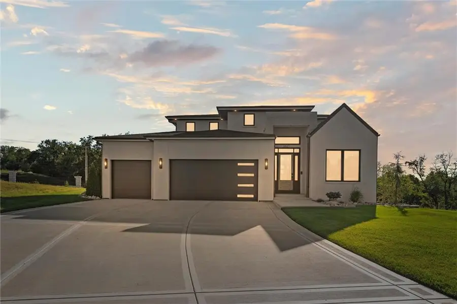 2715 84th Terrace, Kansas City, MO 64154 - #2