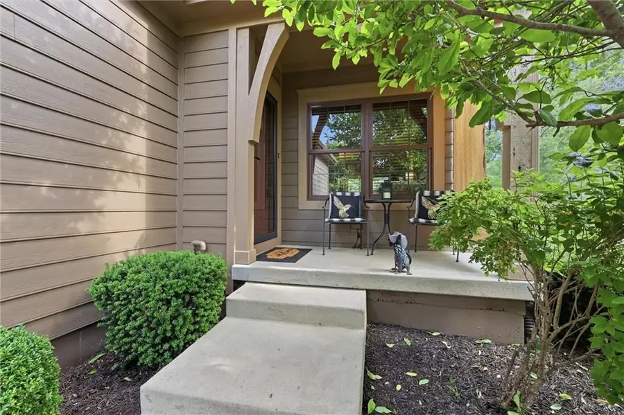 7817 W 158th Place, Overland Park, KS 66223 - #2