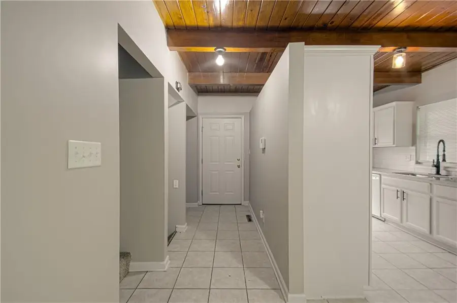 6401 Roswell Avenue, Kansas City, KS 66104 - #2