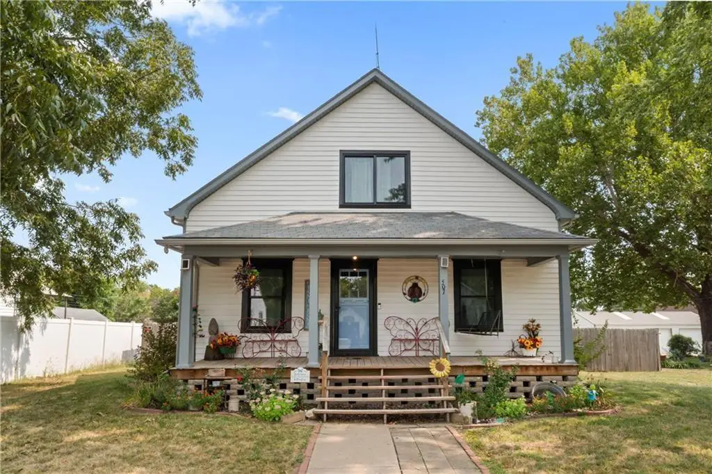 507 S West Street, Concordia, MO 64020 - #1