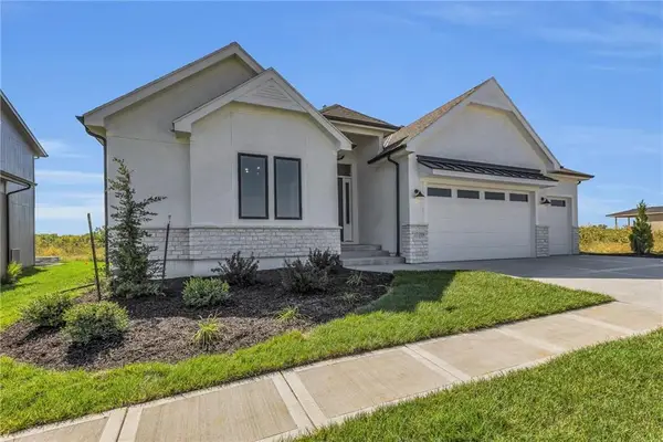 15197 W 168th Place, Olathe, KS 66062