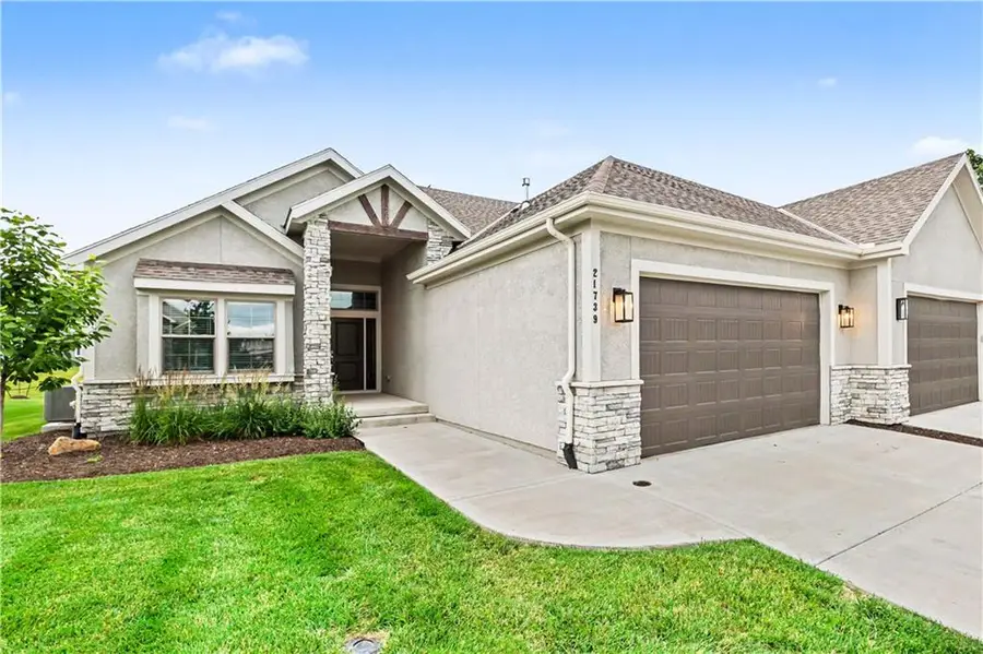 21739 W 116th Terrace, Olathe, KS 66061 - #2