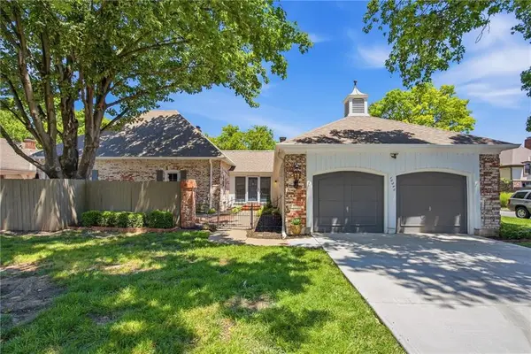 10240 Conser Street, Overland Park, KS 66212