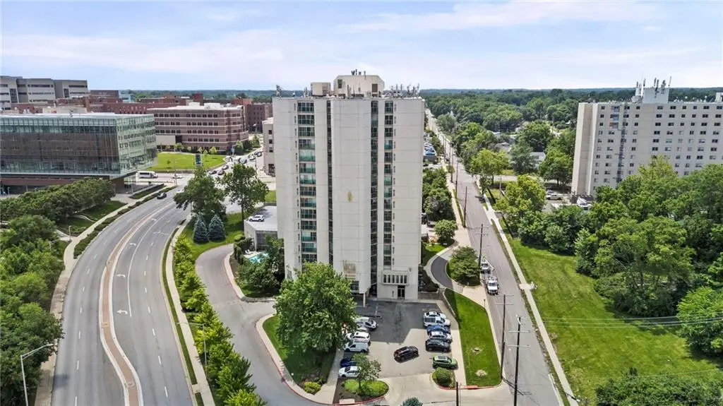 3838 Rainbow Boulevard #1402, Kansas City, KS 66103 - #1