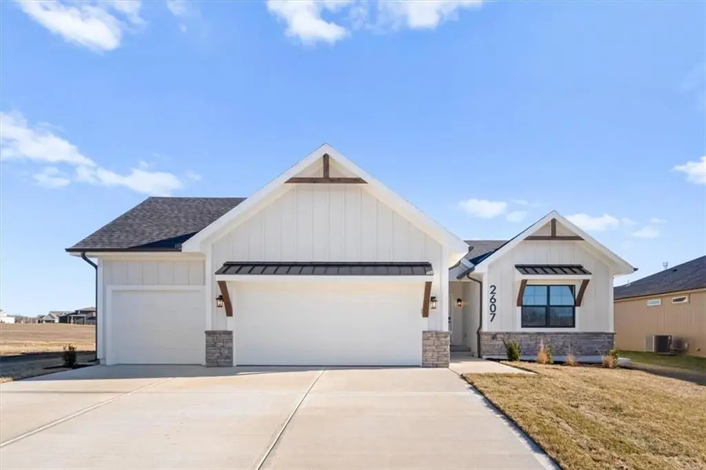 2225 SW Heartland Court, Lees Summit, MO 64082 - #1