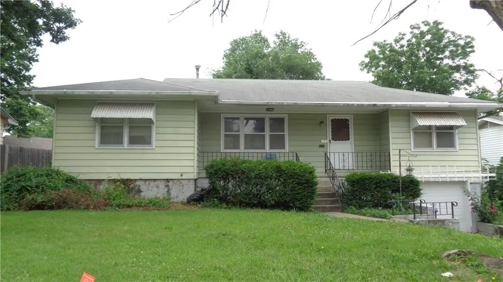 305 S Mitchell Street, Warrensburg, MO 64093 - #1