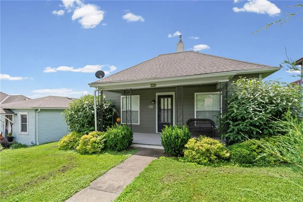 32935 W 83rd Street, De Soto, KS 66018 - #1