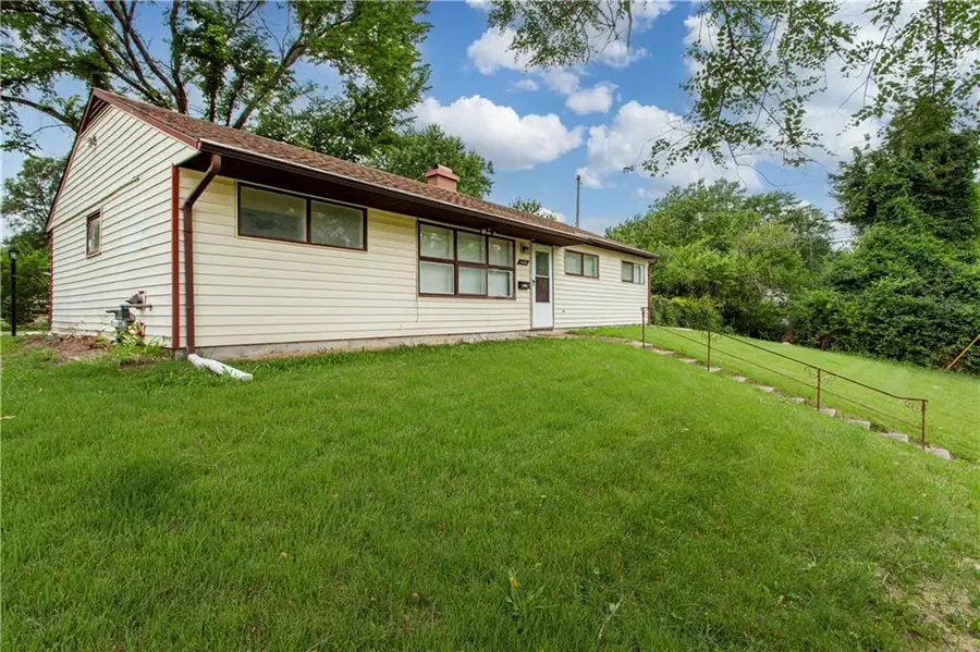 7805 E 114th Street, Kansas City, MO 64134 - #3