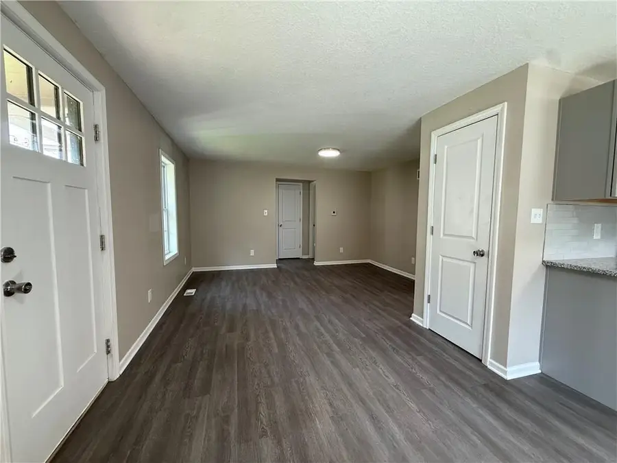 5235 Edith Avenue, Kansas City, KS 66104 - #2