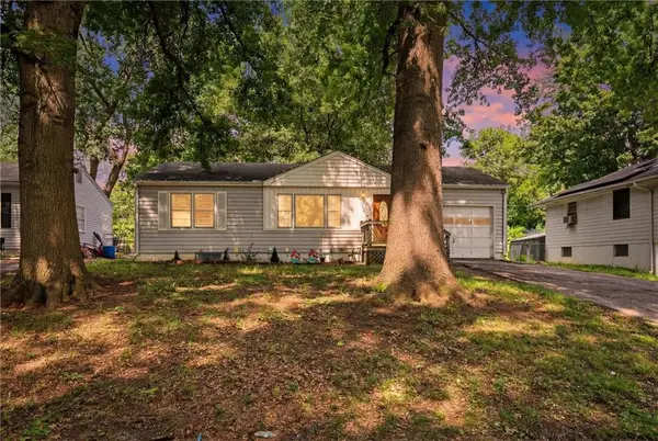 3022 S Norwood Avenue, Independence, MO 64052