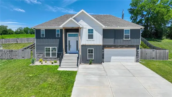 20113 Cider Court, Weston, MO 64098