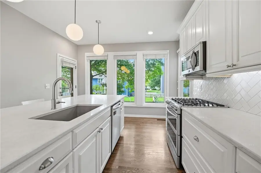 5210 W 157th Terrace, Overland Park, KS 66224 - #3