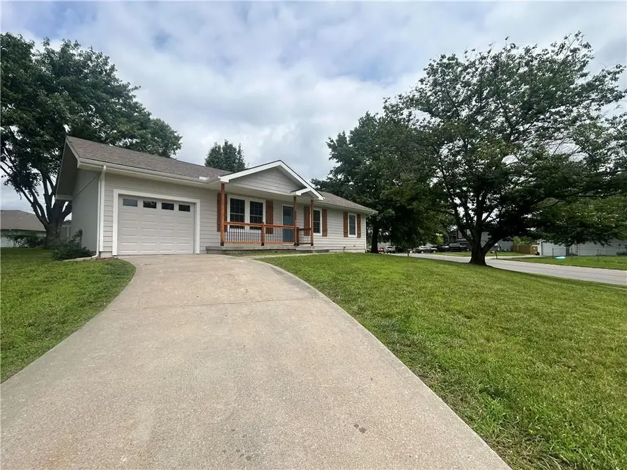 500 N Harding Street, Oak Grove, MO 64075 - #2