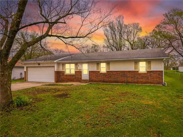 420 N Hunt Street, Cameron, MO 64429