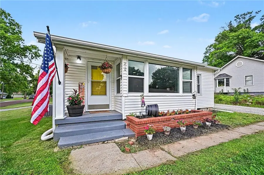 210 Dewey Avenue, Gower, MO 64454 - #2