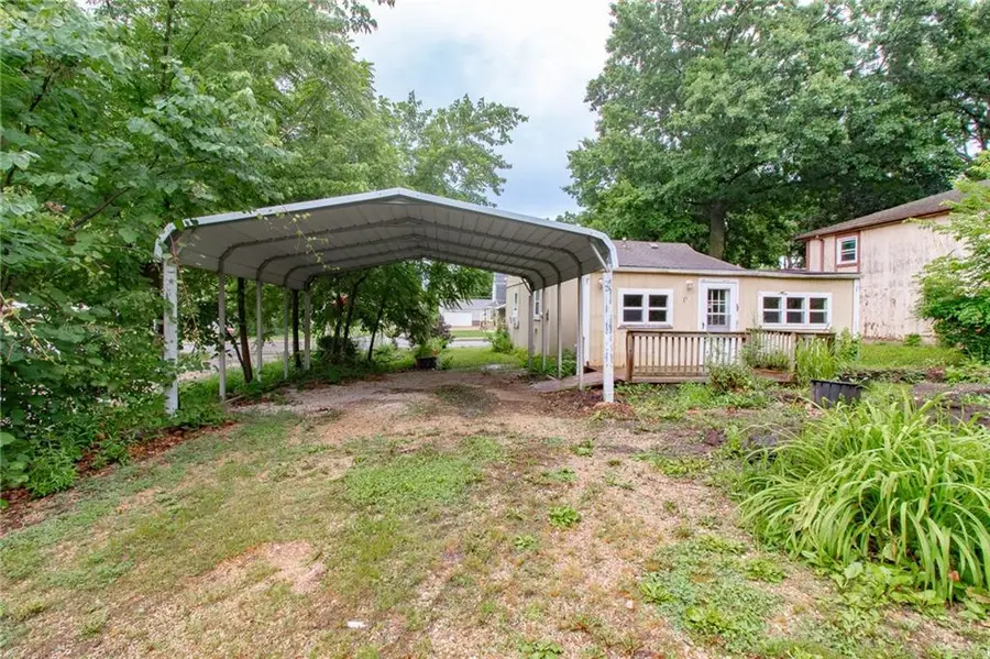 600 S Olive Street, Holden, MO 64040 - #2