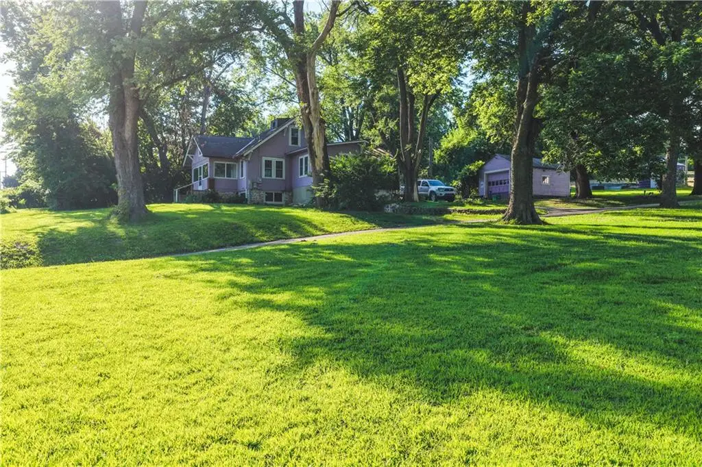 7165 Gibbs Road, Kansas City, KS 66106 - #1