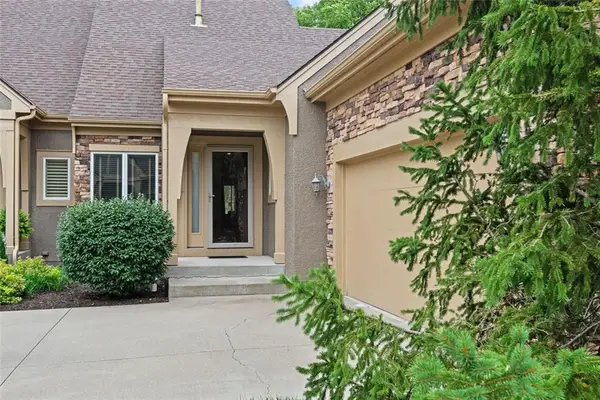 14113 S Summit Street, Olathe, KS 66062