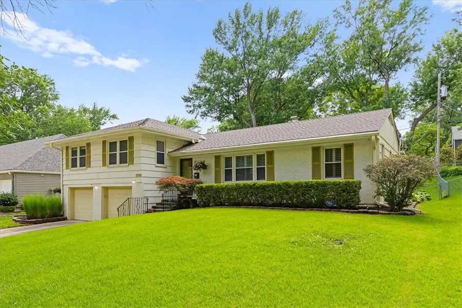 8700 Belleview Avenue, Kansas City, MO 64114 - #3