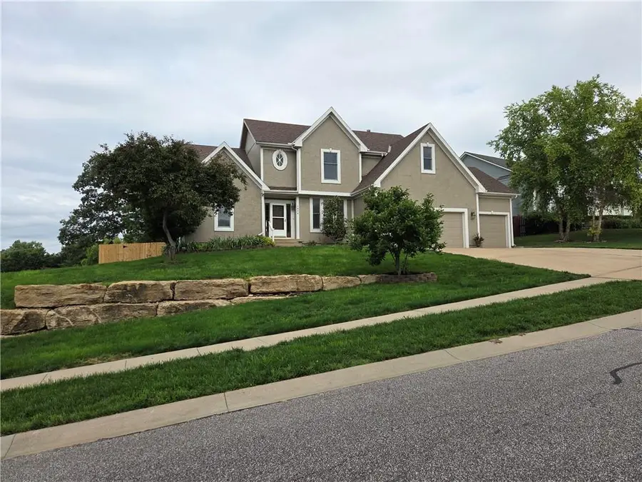 7024 Constance Street, Shawnee, KS 66216 - #2