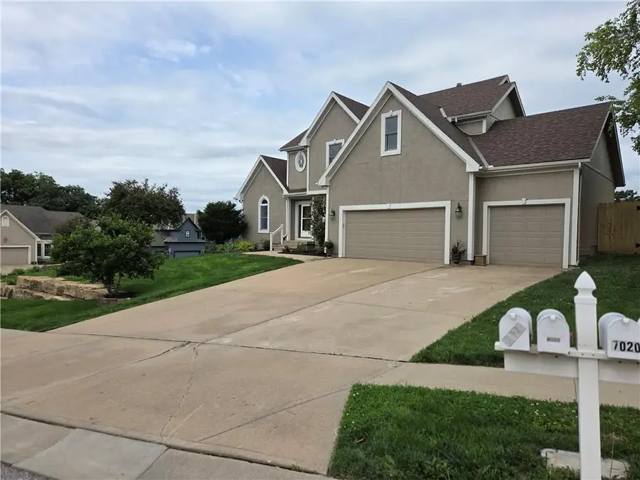 7024 Constance Street, Shawnee, KS 66216 - #3