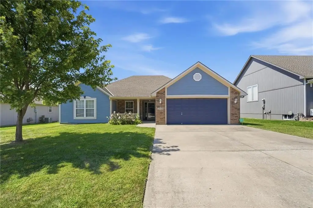 1604 SE Dalton Drive, Lees Summit, MO 64081 - #1