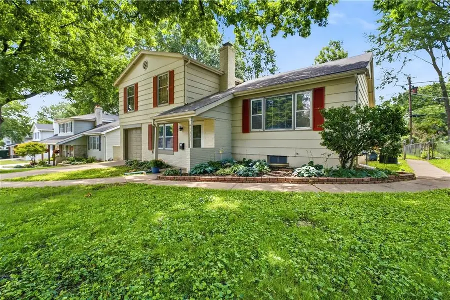 9113 W 90th Terrace, Overland Park, KS 66212 - #2