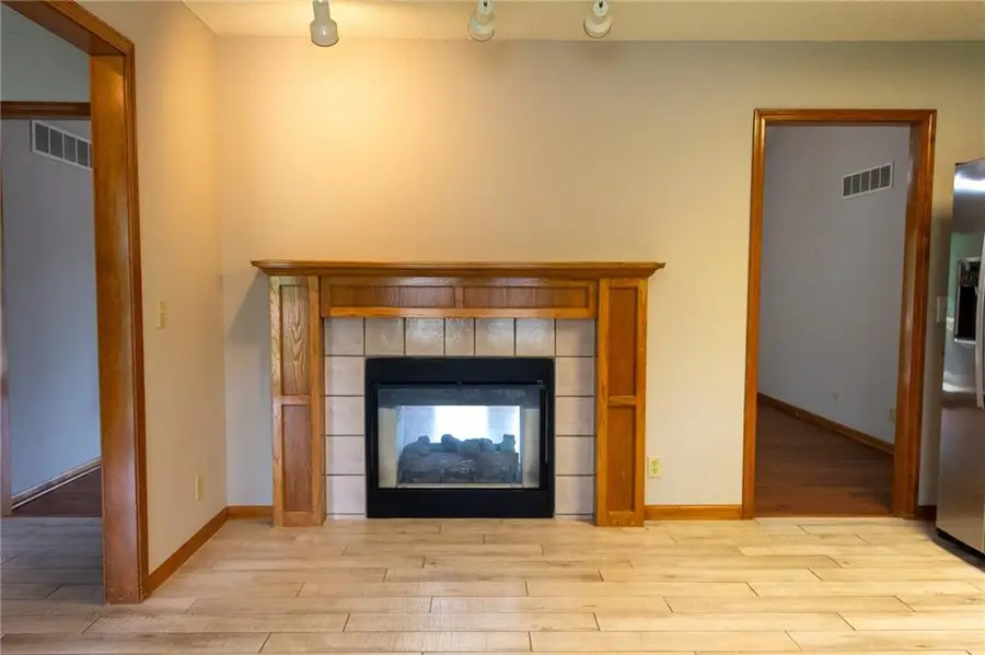 1213 Milwaukee Street, Excelsior Springs, MO 64024 - #3