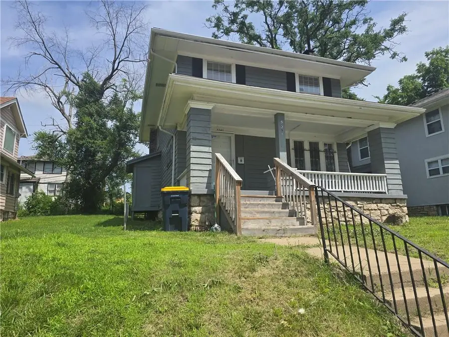 5341 Wayne Avenue, Kansas City, MO 64110 - #2