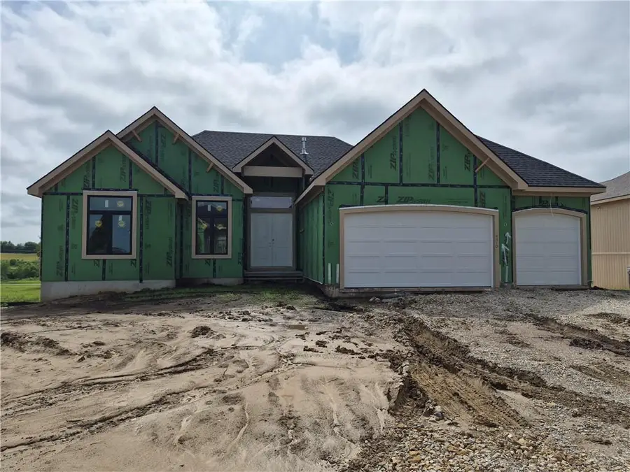 4410 Tee Box Drive, Basehor, KS 66007 - #2