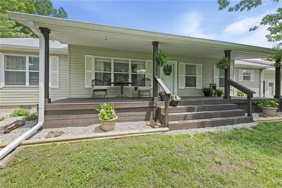 310 W Elm Street, Blue Mound, KS 66010 - #2