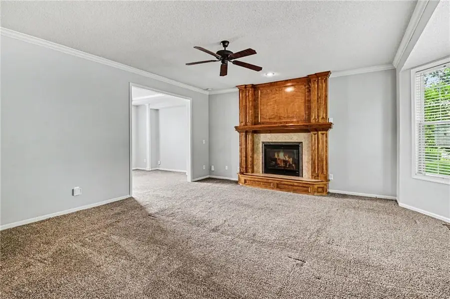 891 S Clearwater Creek Drive, Olathe, KS 66061 - #2