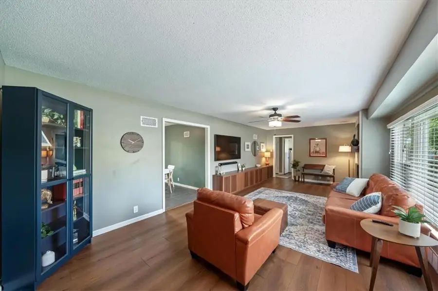 6109 N Lenox Avenue, Kansas City, MO 64151 - #2