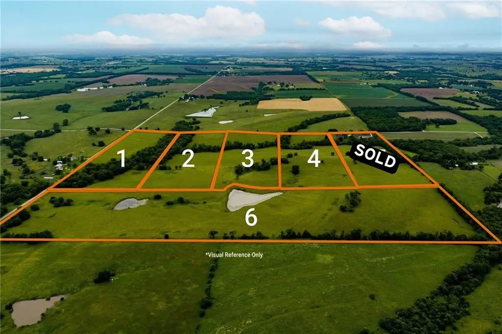 913 N 100 Road, Baldwin City, KS 66006 - #1