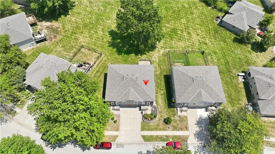 8669 N Hull Avenue, Kansas City, MO 64154 - #3