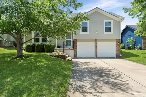 11204 N Booth Avenue, Kansas City, MO 64157