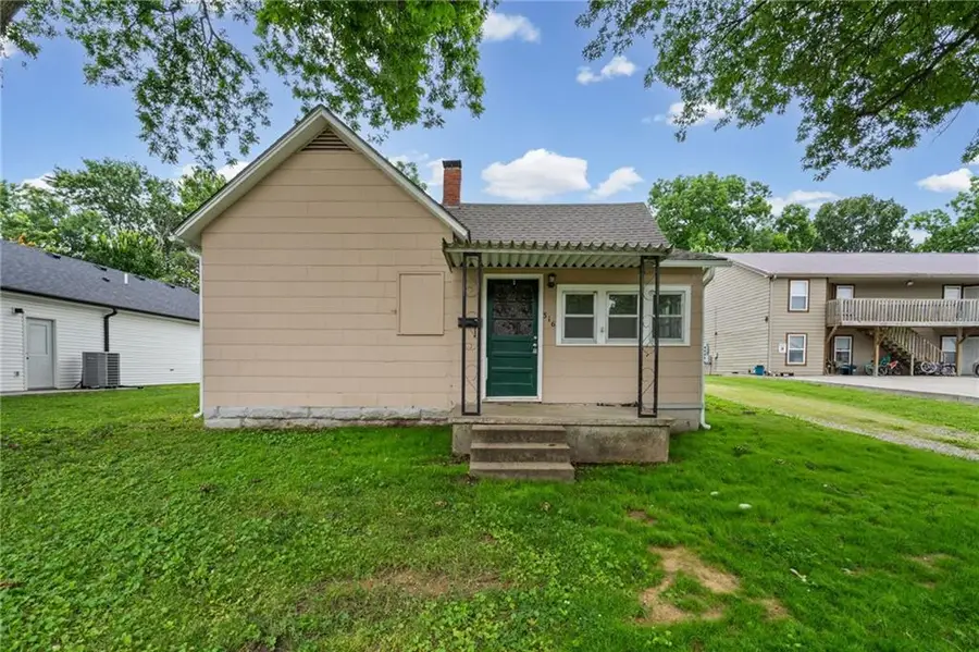 316 Franklin Avenue, Warrensburg, MO 64093 - #2