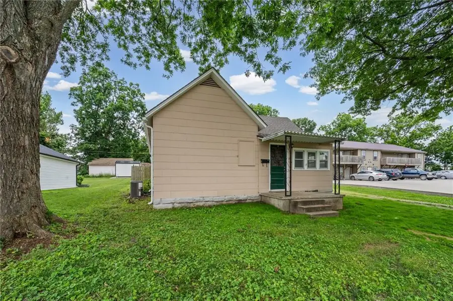 316 Franklin Avenue, Warrensburg, MO 64093 - #3
