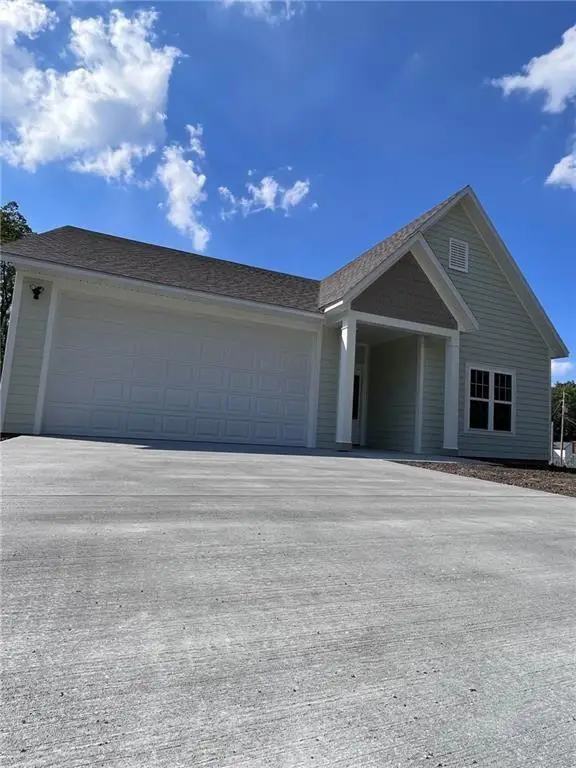 1828 Richards Road, Fort Scott, KS 66701