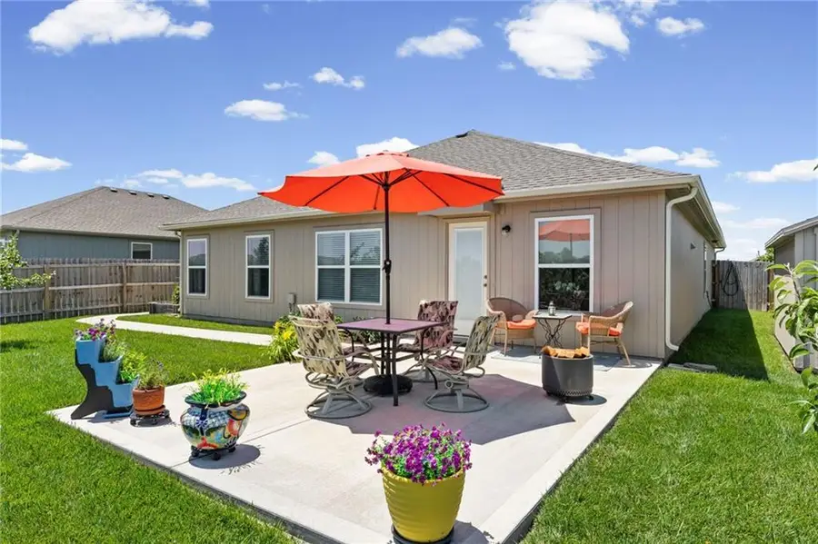 8000 SE 6th Terrace, Blue Springs, MO 64014 - #2