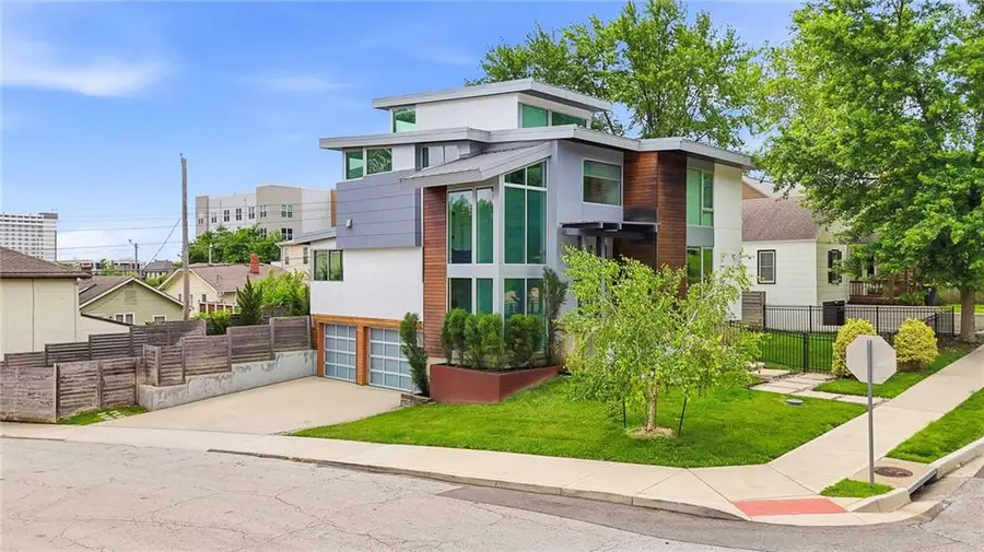 4601 Mercier Street, Kansas City, MO 64112 - #3