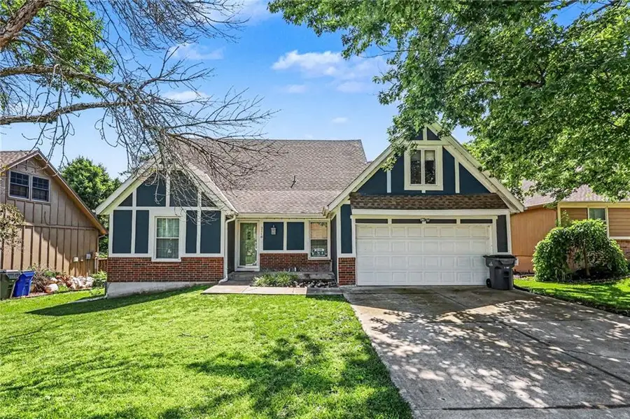 2118 S Central Street, Olathe, KS 66062 - #2