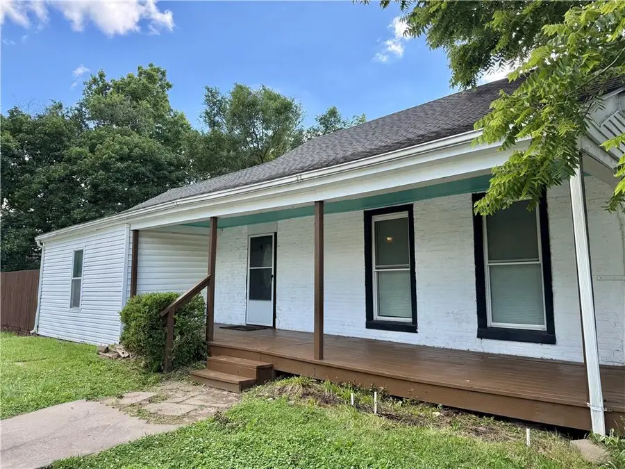1000 4th Street, Platte City, MO 64079 - #2