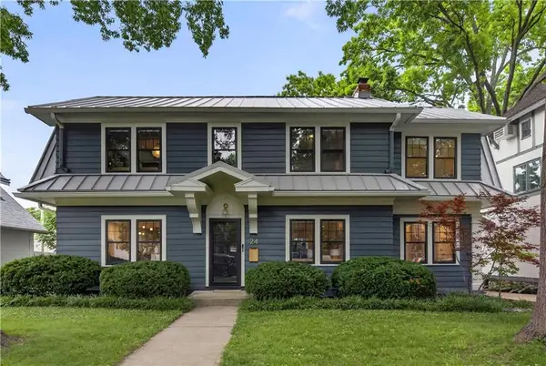 24 W 69th Street, Kansas City, MO 64113