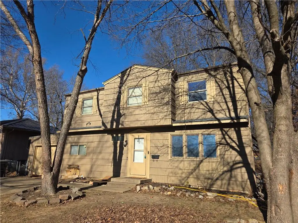 8510 E 110th Terrace, Kansas City, MO 64134 - #1