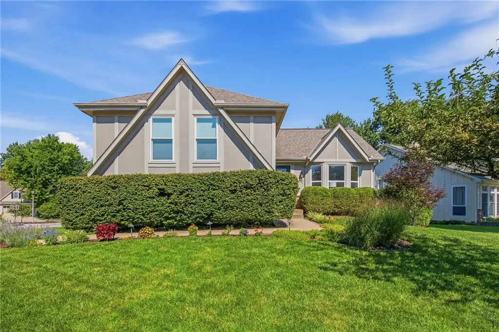 6470 Payne Street, Shawnee, KS 66226 - #1