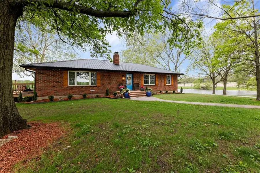 32240 N Rockville Road, Louisburg, KS 66053 - #2